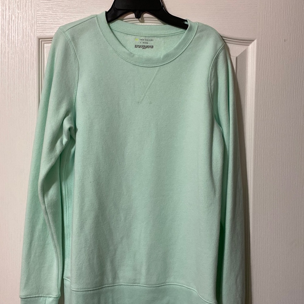 Tek Gear sweater size small mint color